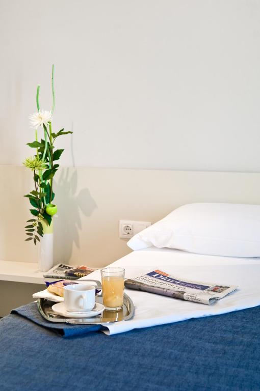 Hostal La Creu Мора-д'Ебре Номер фото